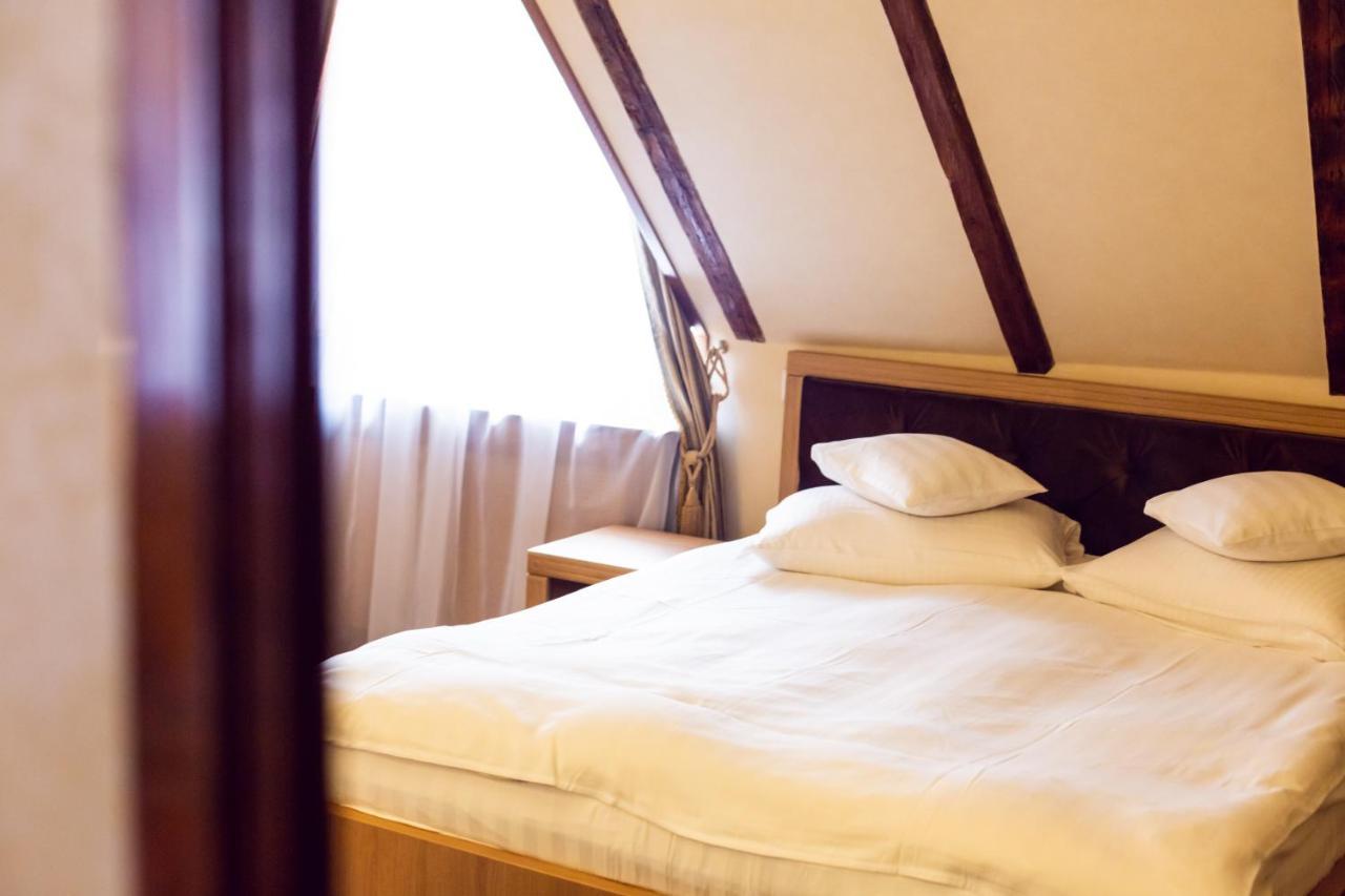 Hotel Am Ring ซีบิว ภายนอก รูปภาพ